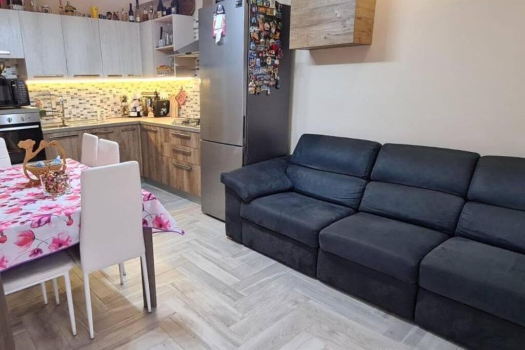Willa Casa Laura, Quartu Sant'Elena Su Forti Zewnętrze zdjęcie